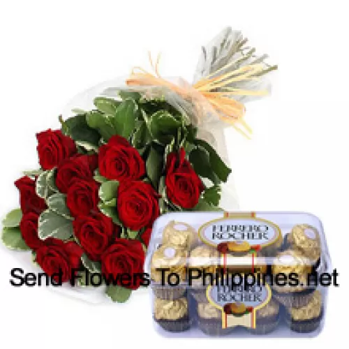 Strauß mit 12 roten Rosen und saisonalen Füllern sowie 16 Stk. Ferrero Rocher